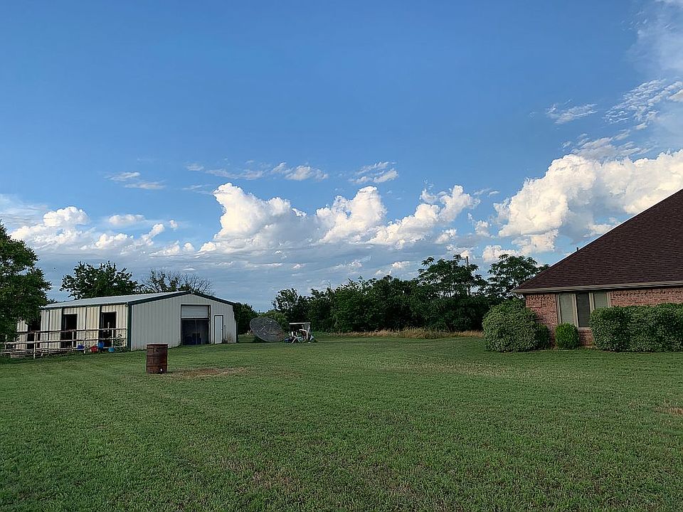 Barn view 