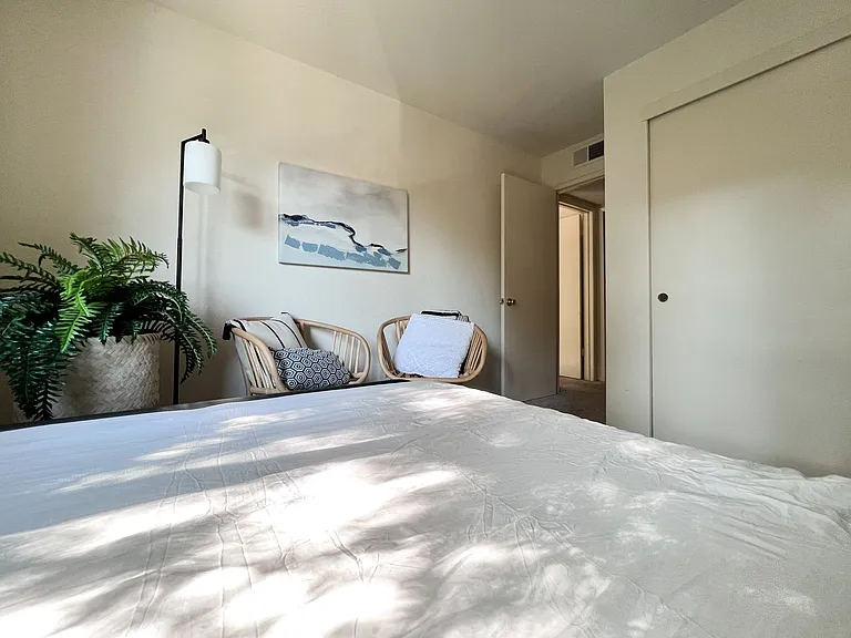 2x2 Hall Bedroom