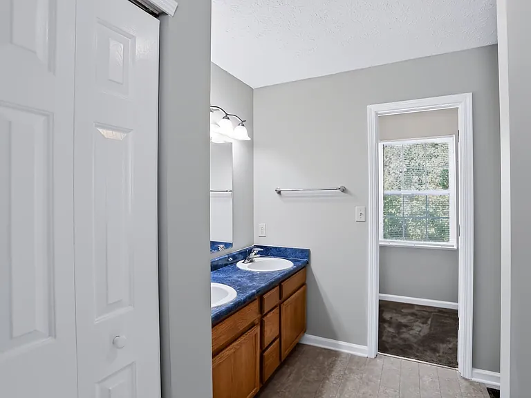 5439 Lake Boggs St — Photo 28