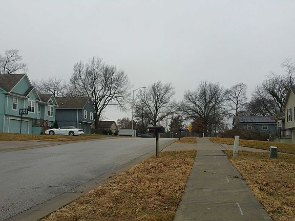4th image of 9030 E 52nd St