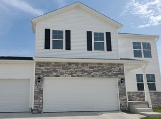 5121 168th St, Urbandale, IA 50323