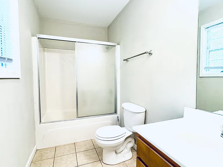 586 Hampton Way #1 — Photo 17