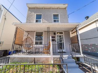 57 Norman St, Ottawa, ON K1S 3K3