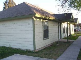 221 La Jara Ave, Santa Rosa, TX 78593