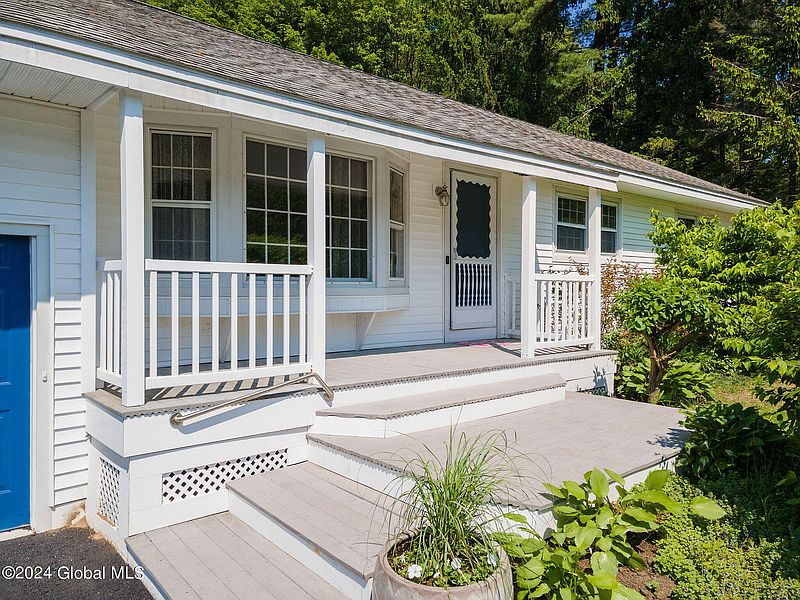 4th image of 169 Juniper Drive