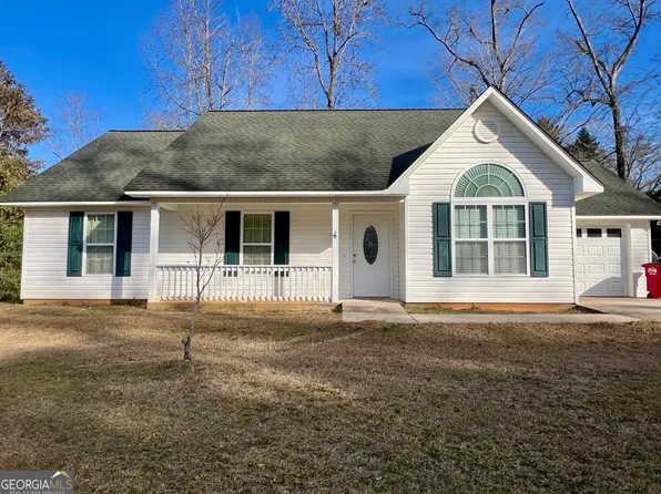 222 Wedgewood Dr, Sandersville, GA 31082