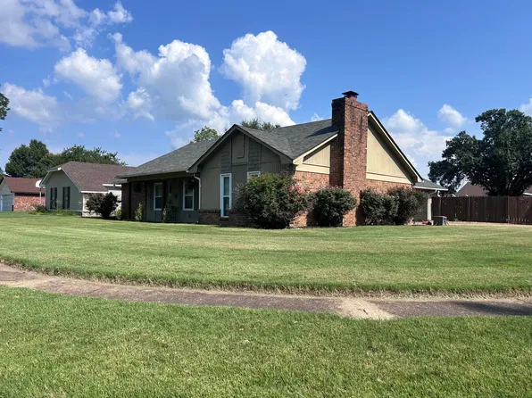 113 W Alicia St, Osceola, AR 72370