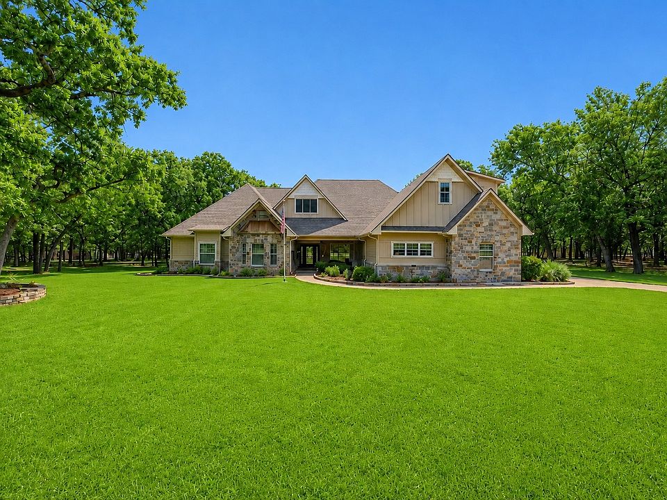 1st image of 7811 Angelina Dr