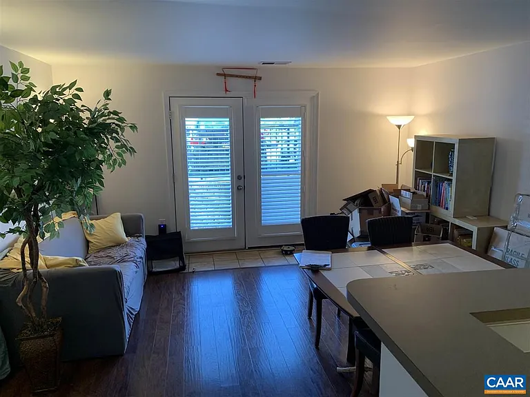 770 Walker Sq #1A — Photo 6