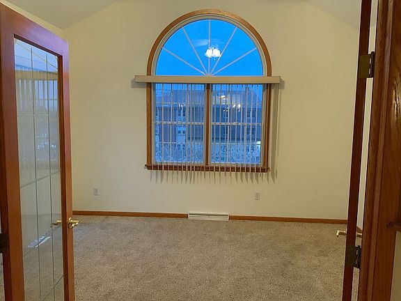 3rd image of 2404 Bonica Cir