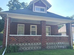 513 Jackson Ave, Dixon, IL 61021