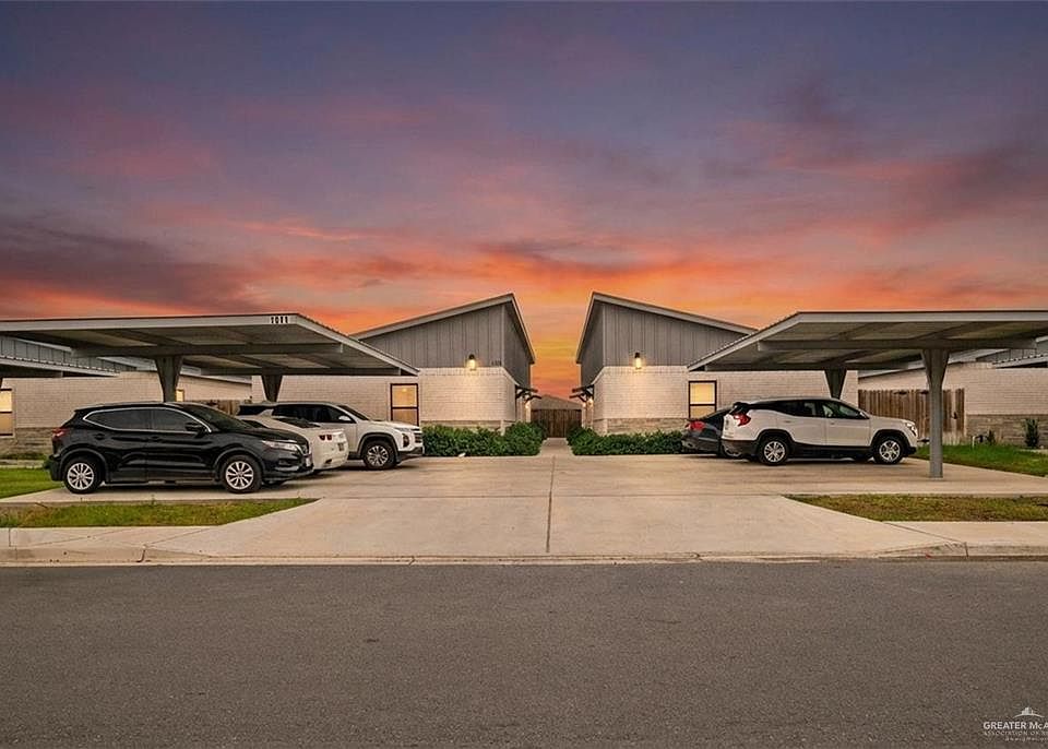 1st image of 1511 Playa Dr #2