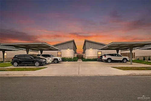 1511 Playa Dr #2 Photo 1