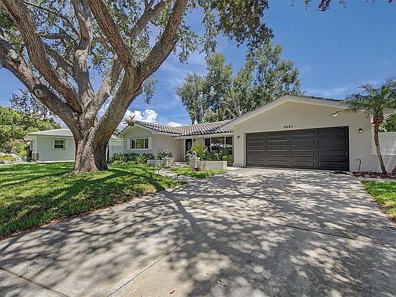 3rd image of 6685 121st St