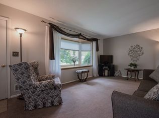 4254 Limestone Dr, Eagan, MN 55122