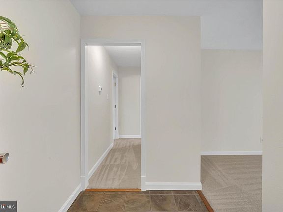 5th image of 2044 Royal Fern Ct APT 1A