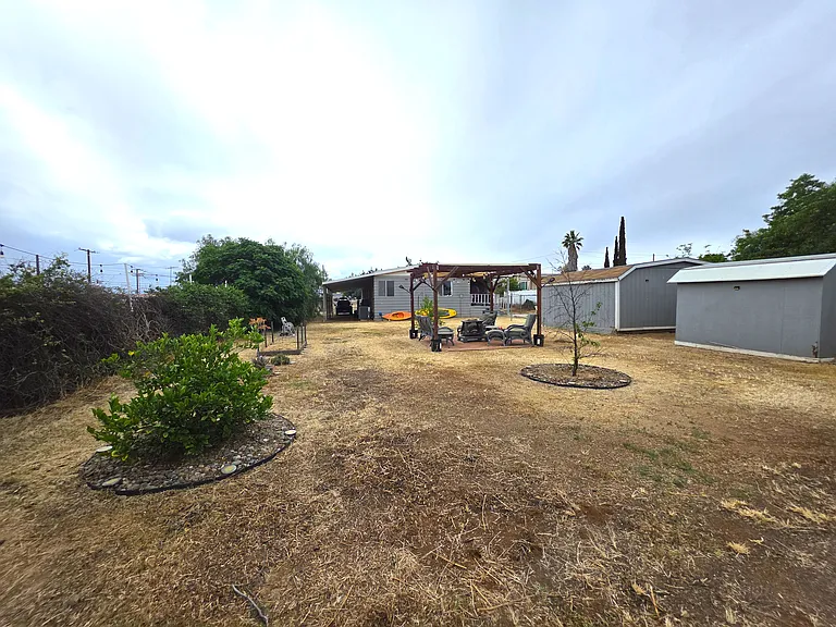 18950 Woodcrest Ln — Photo 18