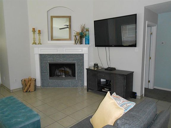 5th image of 11513 Gloriosa Dr