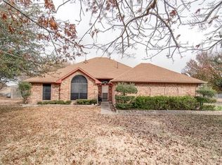15984 University Dr, Forney, TX 75126