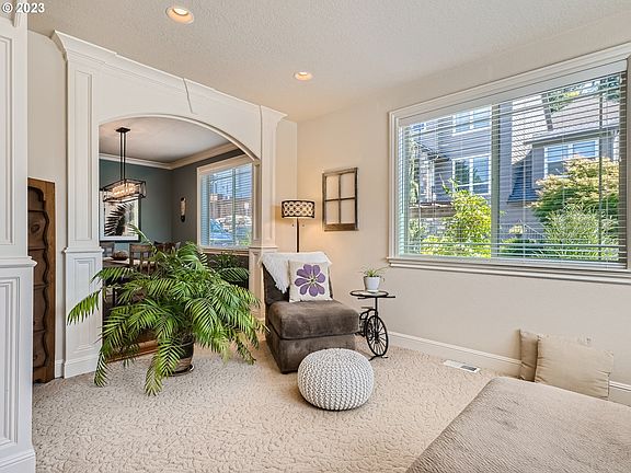 5th image of 1005 W Bamboo St