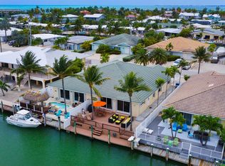 270 10th St, Key Colony Beach, FL 33051