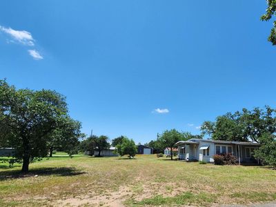 1011 Pebble Drive, Kingsland, TX, 78609
