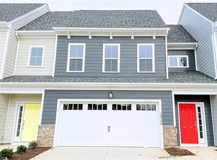 13756 Randolph Pond Ln, Midlothian, VA 23114