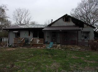 902 N 8th St, Humboldt, KS 66748