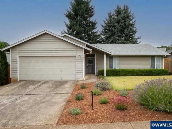 5295 Red Leaf Dr S, Salem, OR 97306