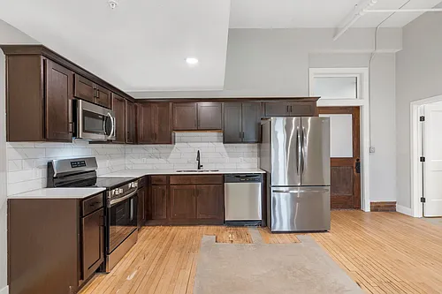 1409 N Washington Ave Photo 1