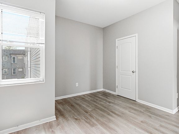 3rd image of 456 Avon Ave #33L