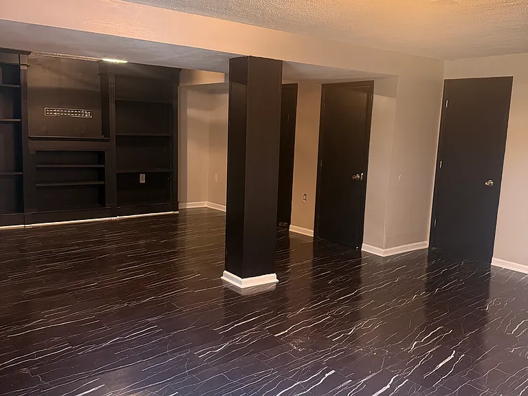 108 Deepwood Dr — Photo 10