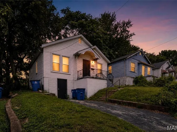 7110 Dawson Pl, Saint Louis, MO 63136