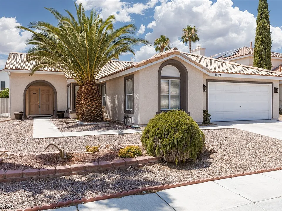 1109 Deer Horn Ln
