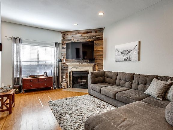 4th image of 4203 Holland Ave APT 17