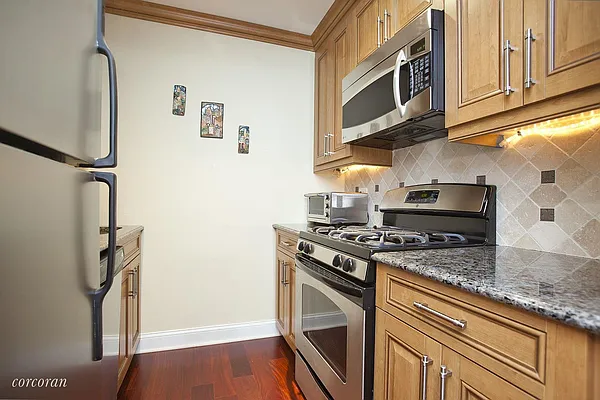 Rented by Corcoran | media 35