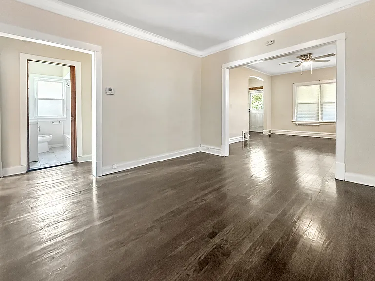 525 N Taylor Ave — Photo 6