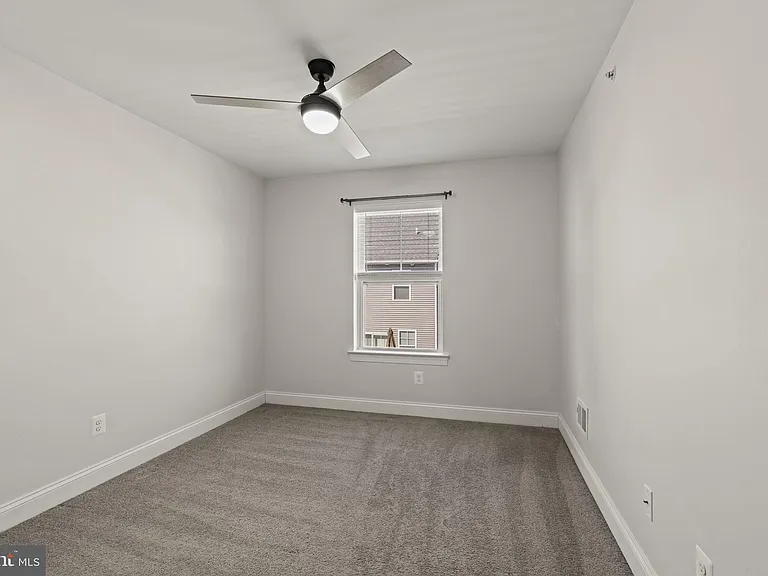 428 Hurst St — Photo 26