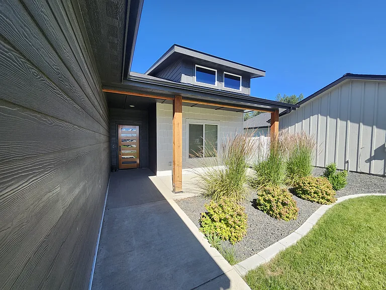 13533 N Bale St — Photo 2