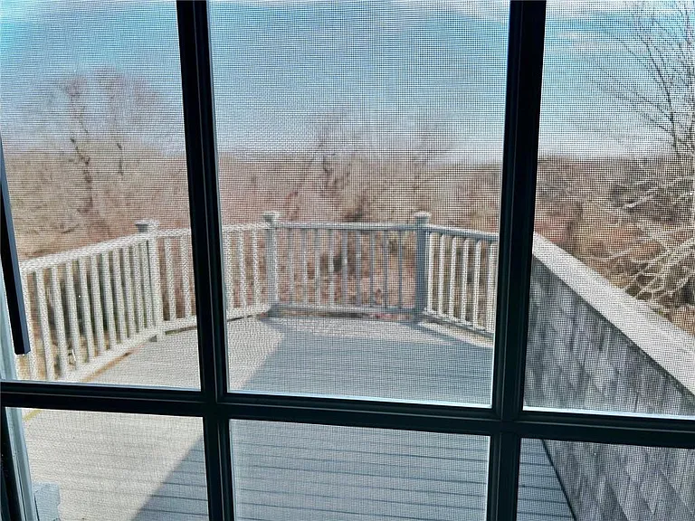 123 Border Ave — Photo 15