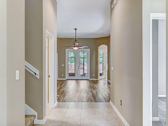4th image of 2036 N Cranbrook Ave