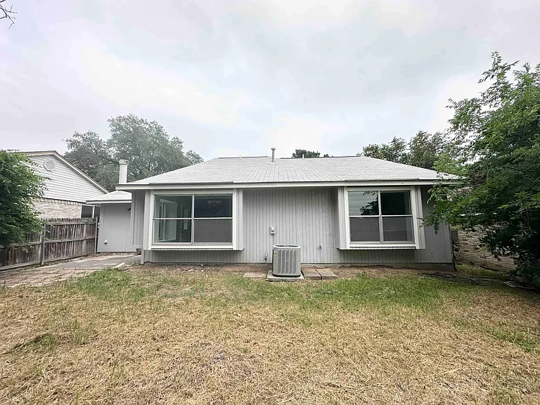 6119 Broadmeadow — Photo 13
