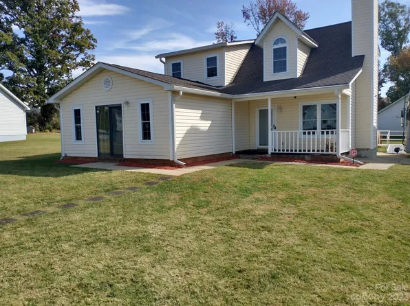 5400 Barnview Ct, Charlotte, NC 28269