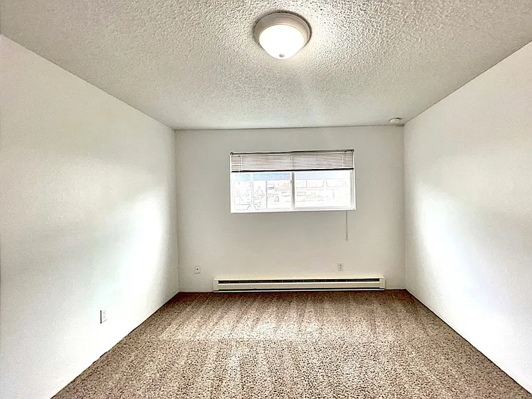 Columbia Landing — Photo 25