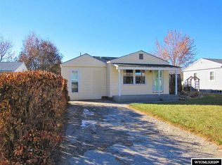 732 S 13th St, Worland, WY 82401