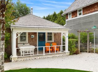 28 Lupine Ln, Pacific Beach, WA 98571