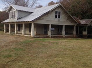 3076 Rocky Rd, Lenoir, NC 28645