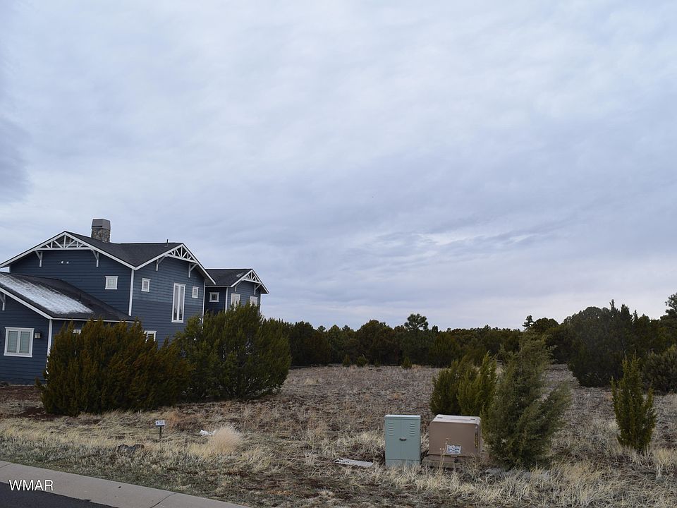 2nd image of 461 S Rock Creek Dr