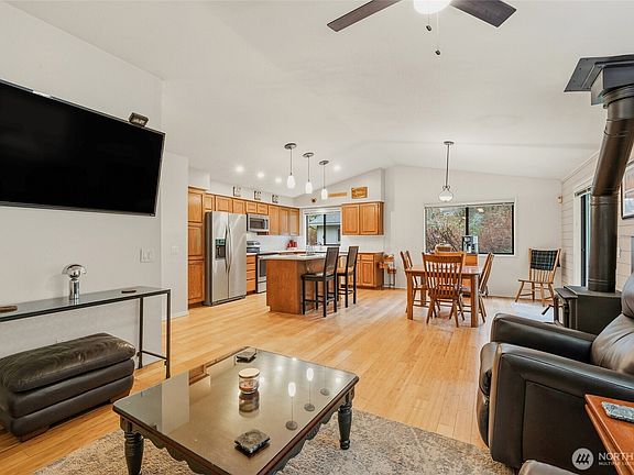 4th image of 6830 Norma Beach Road