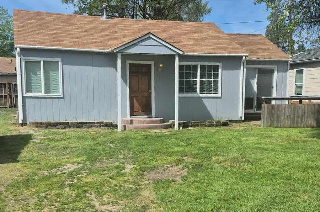 Charming 3 bedroom home — Photo 3